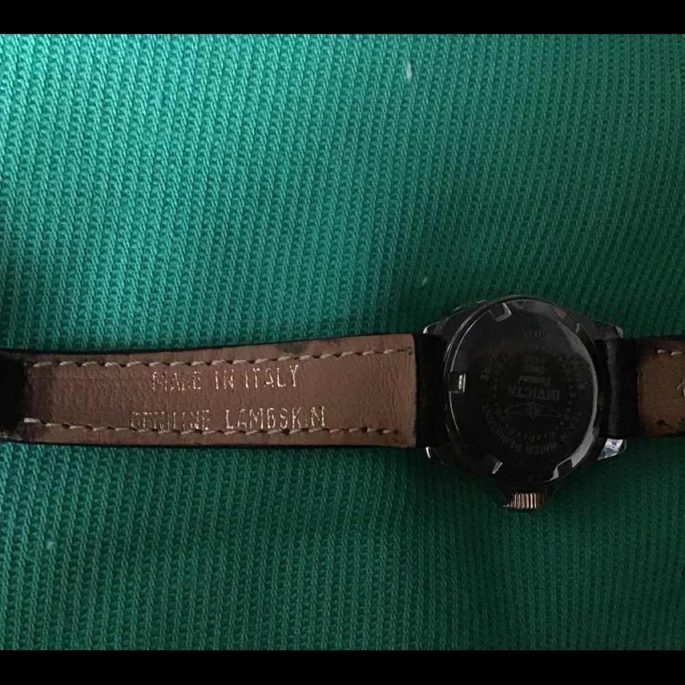 Watch - Picture 3 of 8
